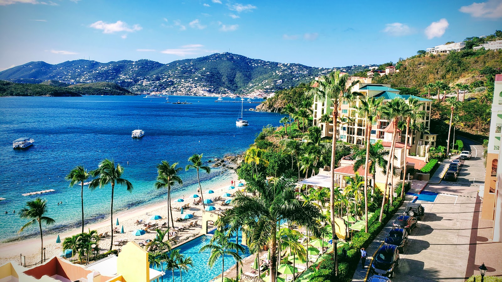 Foto di Pacquereau Bay beach e il suo bellissimo paesaggio