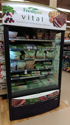 Pet Supply Store «Petco Animal Supplies», reviews and photos, 205 Washington St #11, Hudson, MA 01749, USA