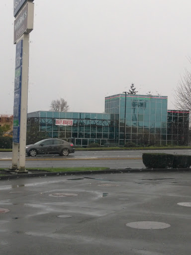 Auto Repair Shop «Seattle Auto Service Center», reviews and photos, 6718 Roosevelt Way NE, Seattle, WA 98115, USA