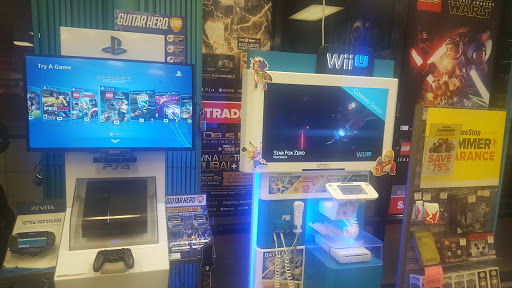 Video Game Store «GameStop», reviews and photos, 2200 Harbor Blvd A-140, Costa Mesa, CA 92627, USA