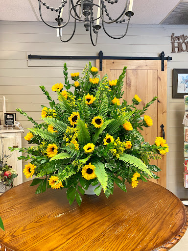 Florist «Absolutely Flowers», reviews and photos, 206 Keys Ferry St, McDonough, GA 30253, USA