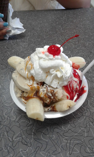 Hot Rod Ice Cream Shoppe Find Ice cream shop in Tampa Near Location