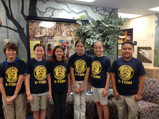 Custom T-shirt Store «LoweGear Printing», reviews and photos, 15510 N Nebraska Ave, Lutz, FL 33549, USA