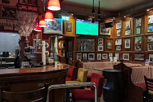 Badgers Bar and Restaurant image