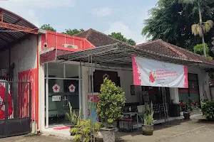 Palang Merah Indonesia Kab. Kediri image