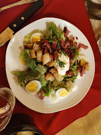Salade Cobb du Restaurant La Taverne Alsacienne à Gérardmer - n°10