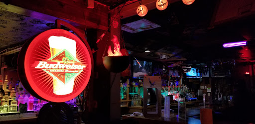 Liquor Store «Flight 747 Liquor Store & Lounge Bar», reviews and photos, 1500 Airport Rd, Jacksonville, FL 32218, USA