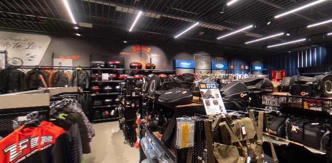 Rezensionen über POLO Motorrad Store Etoy in Nyon - Motorradhändler
