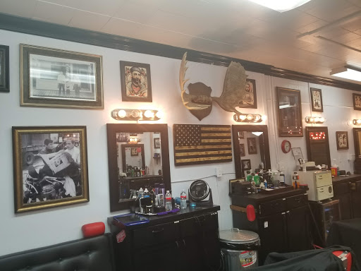 Barber Shop «The Boardwalk Barber Shop», reviews and photos, 3627 Tenth St, Riverside, CA 92501, USA