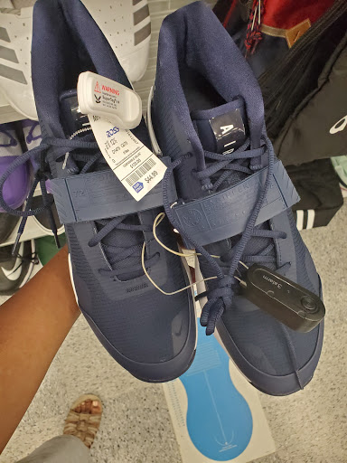 Clothing Store «Ross Dress for Less», reviews and photos, 484 Randall Rd, South Elgin, IL 60177, USA