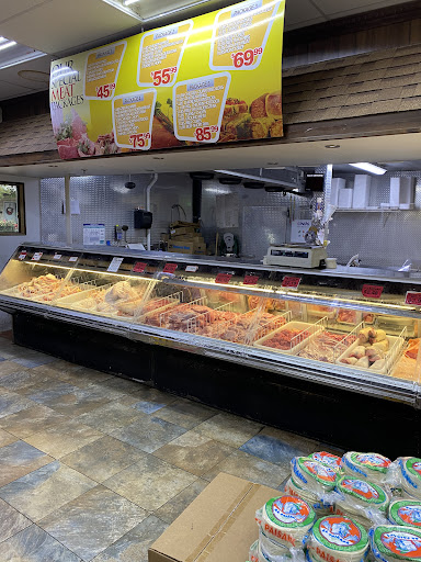 Supermarket «Universal Supermarket», reviews and photos, 2101 Federal St, Camden, NJ 08105, USA