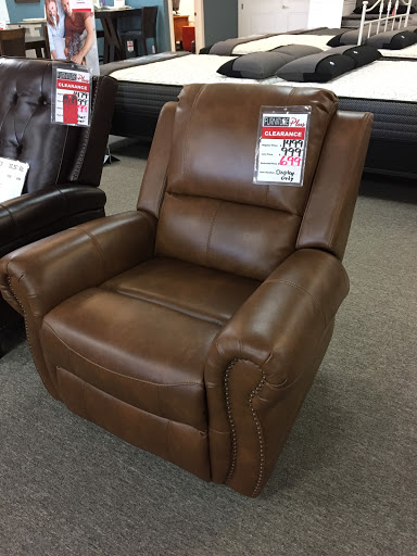 Furniture Store «Furniture Plus», reviews and photos, 10246 NE Halsey St, Portland, OR 97220, USA