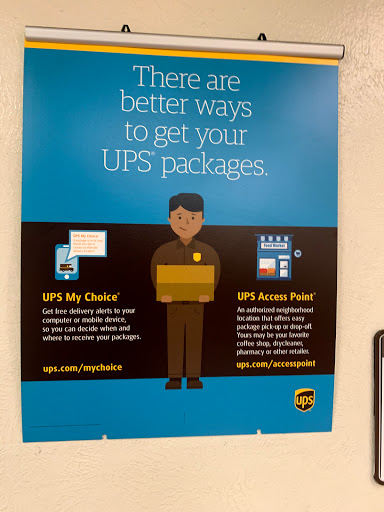 Shipping and Mailing Service «UPS Customer Center», reviews and photos, 379 Exchange Dr, Arlington, TX 76011, USA