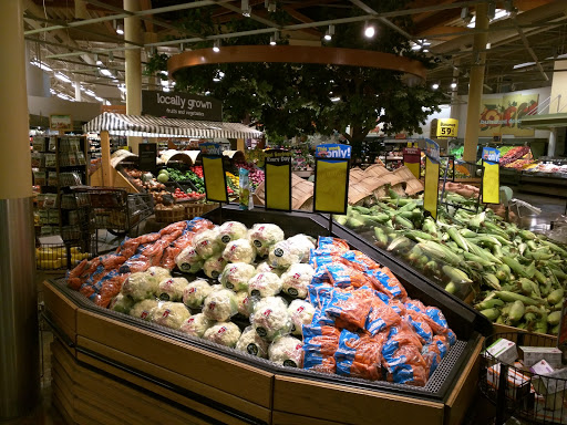 Grocery Store «Hannaford Supermarket», reviews and photos, 1490 U.S. 9, Wappingers Falls, NY 12590, USA