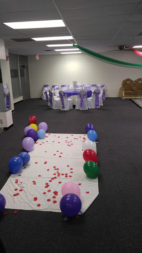 Shopping Mall «Great Western Shopping Center», reviews and photos, 240 N Wilson Rd, Columbus, OH 43204, USA