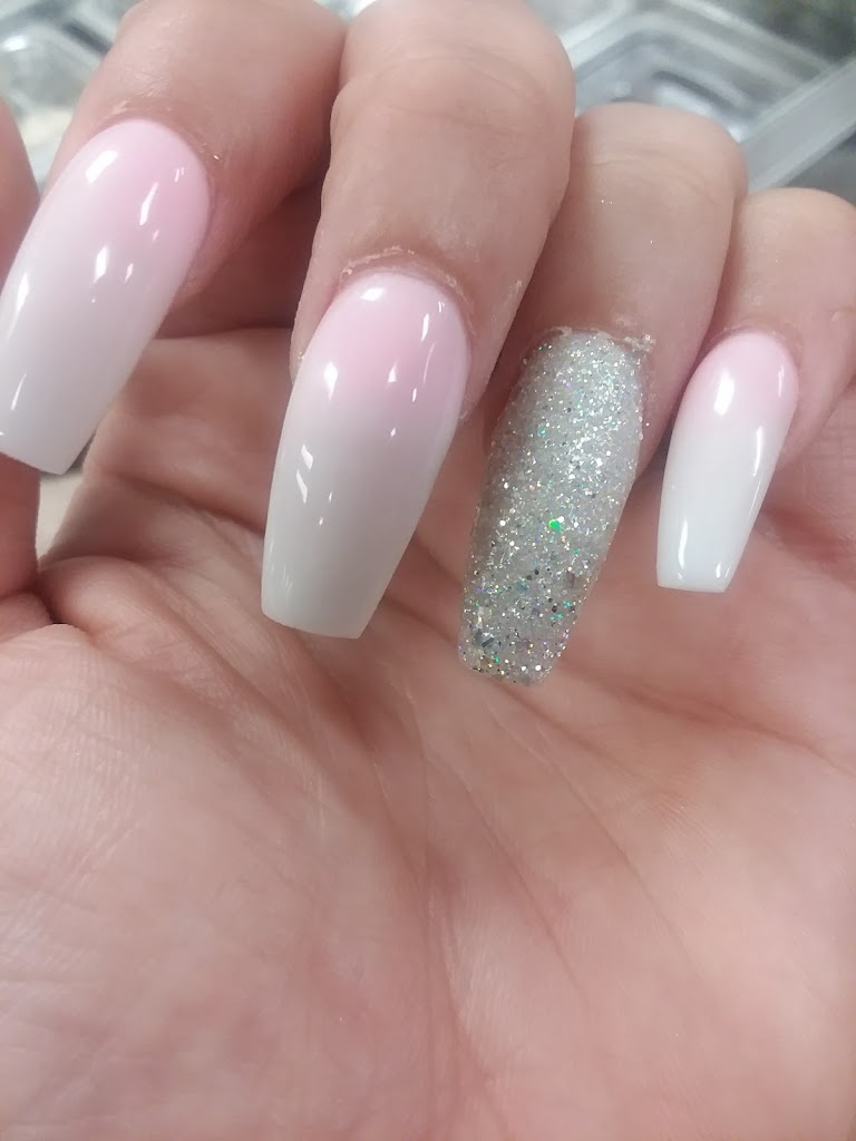 T T Nails & Spa 70726