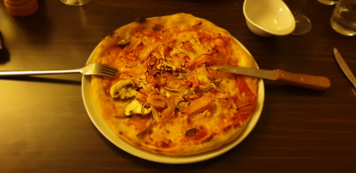Poldino's Restaurant & Pizzeria