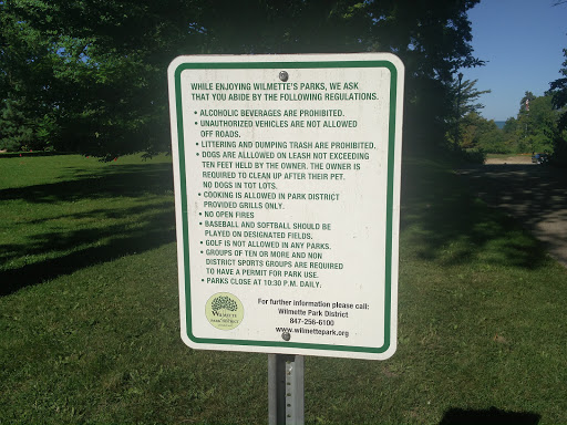 Park «Gillson Beach House», reviews and photos, 101 Lake St, Wilmette, IL 60091, USA