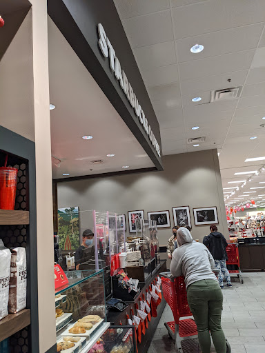 Department Store «Target», reviews and photos, 2701 Lawndale Dr, Greensboro, NC 27408, USA