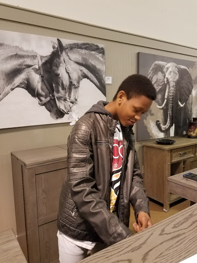 Furniture Store «Value City Furniture», reviews and photos, 2070 Miamisburg Centerville Rd, Centerville, OH 45459, USA