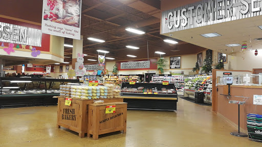 Grocery Store «Chief Supermarkets», reviews and photos, 221 Summit St, Celina, OH 45822, USA