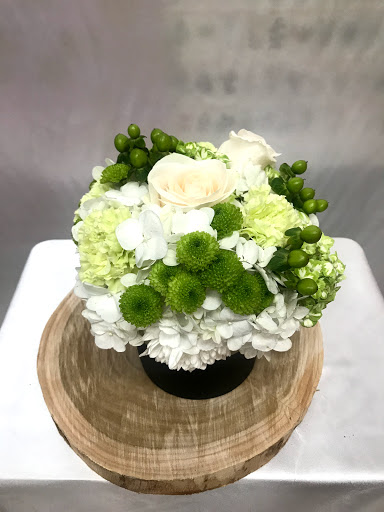 Florist «Flower In Love - JaJa», reviews and photos, 15936 Halliburton Rd, Hacienda Heights, CA 91745, USA