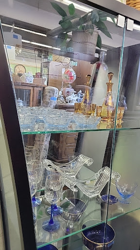 Thrift Store «Bnai Tzedukah Thrift Store», reviews and photos, 203 Sheridan Blvd, Inwood, NY 11096, USA