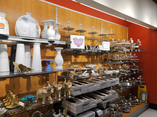 Department Store «T.J. Maxx», reviews and photos, 5627 Concord Pike, Wilmington, DE 19803, USA