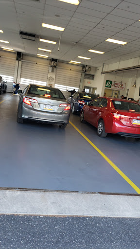 Toyota Dealer «Central City Toyota», reviews and photos, 4800 Chestnut St, Philadelphia, PA 19139, USA