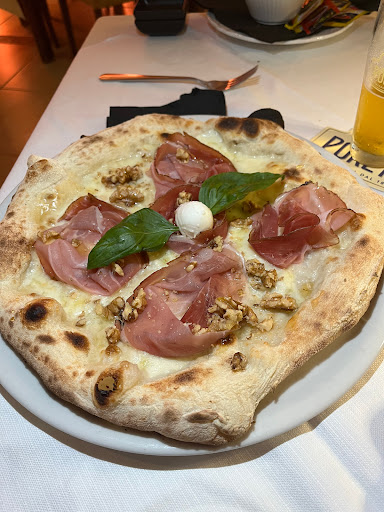 Casual Restaurant & Lounge Bar in Furnari, Città Metropolitana di Messina