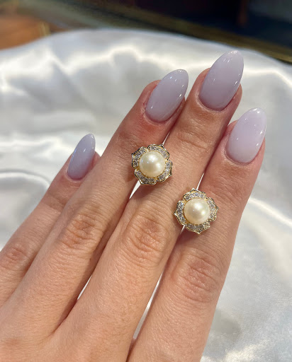 Jewelry Store «Dennis Jewelry», reviews and photos, 14701 San Pedro Ave, San Antonio, TX 78232, USA