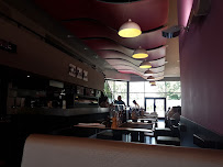 Atmosphère du Restaurant de sushis Enjoy Sushi Bouc Bel Air - n°2