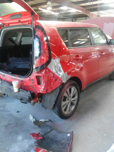 Auto Body Shop «Maaco Collision Repair & Auto Painting», reviews and photos, 2975 S Rainbow Dr, Decatur, GA 30034, USA