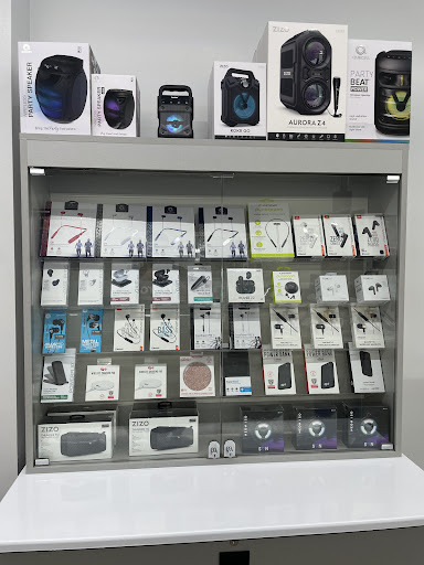 Cell Phone Store «MetroPCS Authorized Dealer», reviews and photos, 5690 Roswell Rd, Sandy Springs, GA 30342, USA