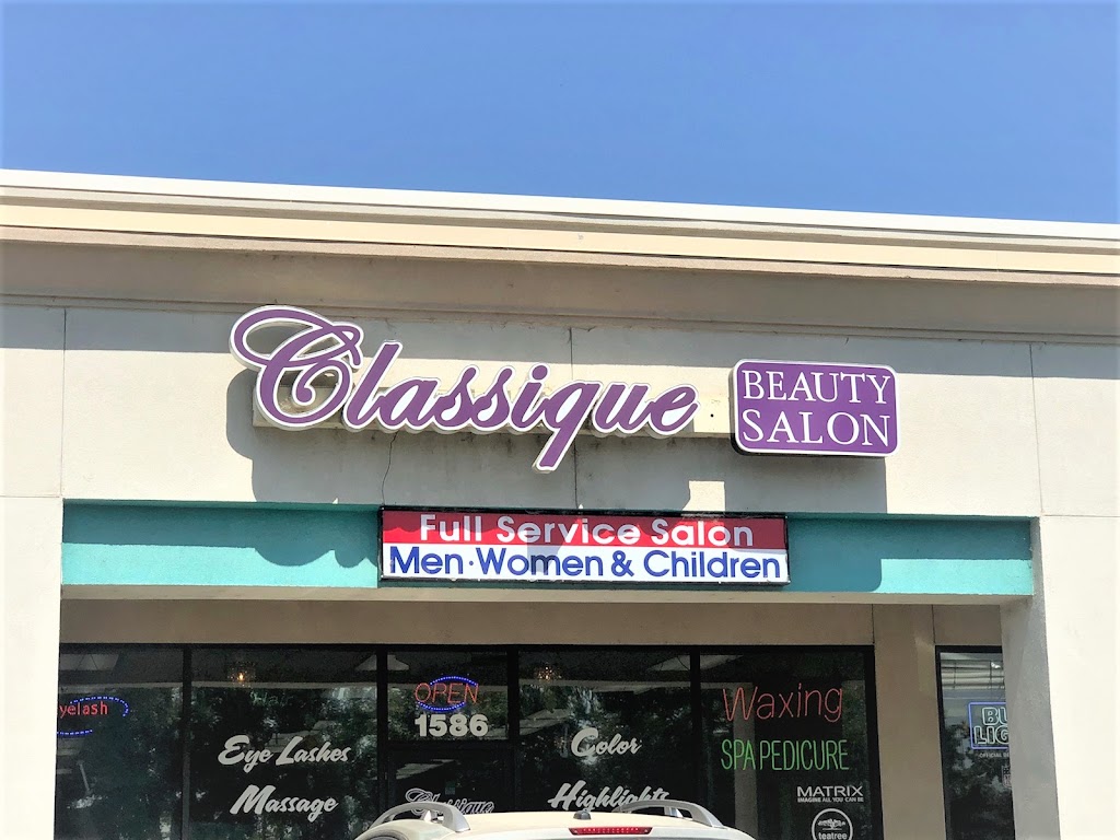 Classique Beauty Salon 93274