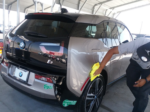 Car Dealer «MINI of Ontario», reviews and photos, 1251 Auto Center Dr, Ontario, CA 91761, USA