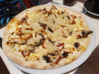 Pizza du Restaurant arménien La Rogina | Restaurant arménien Alfortville | Pizzeria & Burgers - n°8