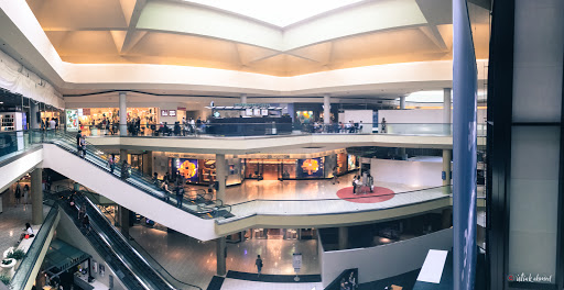 Shopping Mall «Beverly Center», reviews and photos, 8500 Beverly Blvd, Los Angeles, CA 90048, USA