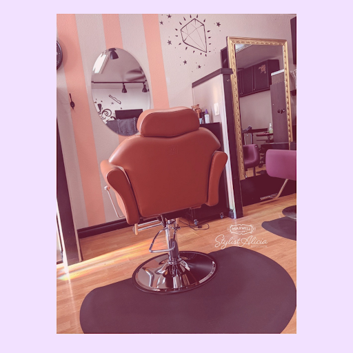 Beauty Salon «Maxwell Salon», reviews and photos, 10030 Silverdale Way NW, Silverdale, WA 98383, USA