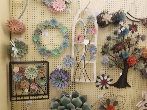 Craft Store «Hobby Lobby», reviews and photos, 7765 Airport Blvd #401, Mobile, AL 36608, USA