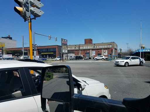 Liquor Store «Sav-Mor Spirits», reviews and photos, 15 McGrath Hwy, Somerville, MA 02143, USA