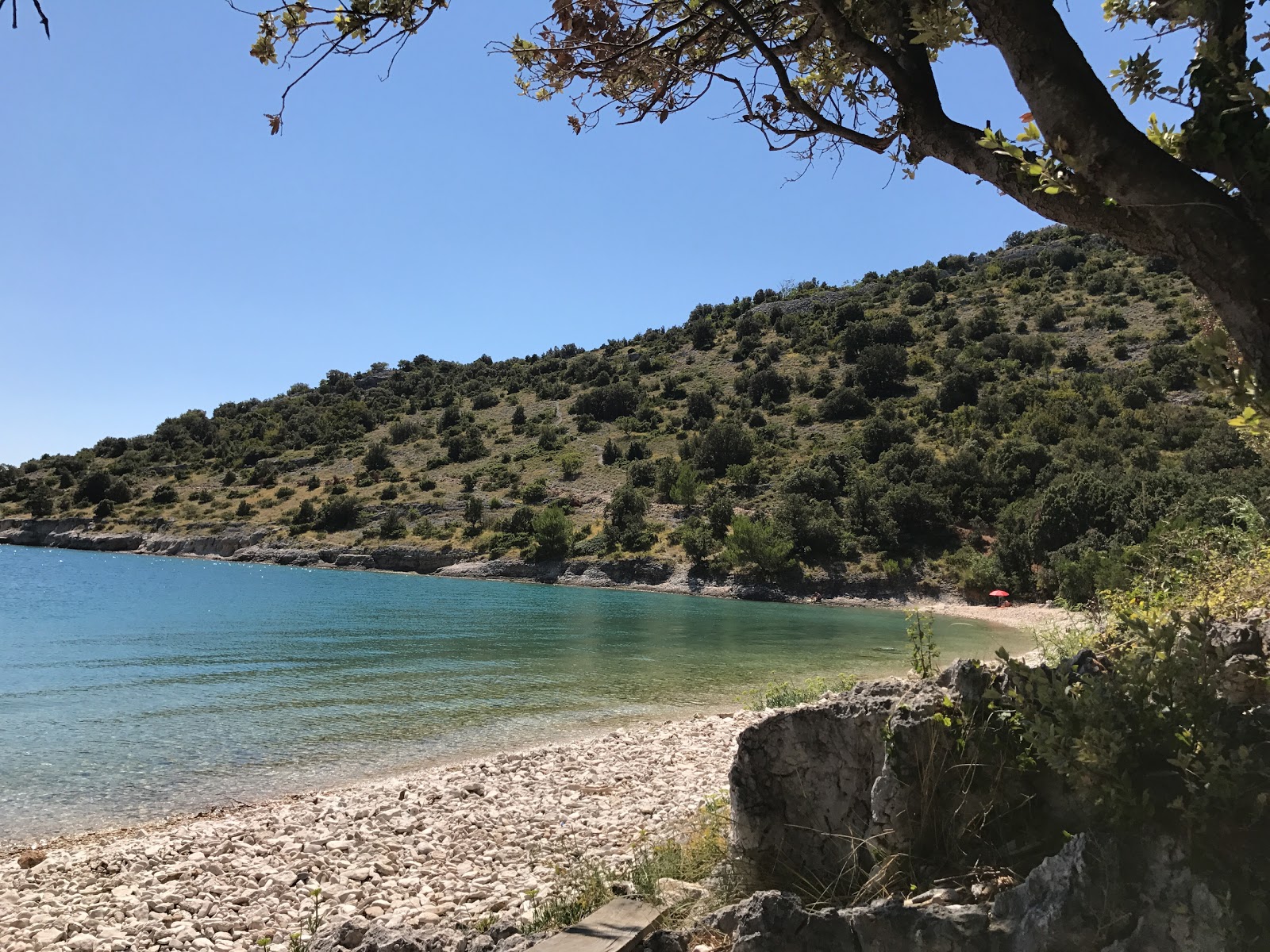 Luka beach'in fotoğrafı - Çocuklu aile gezginleri için önerilir