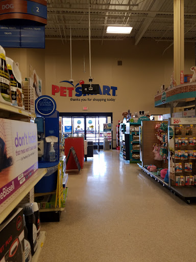 Pet Supply Store «PetSmart», reviews and photos, 60 NJ-17, Paramus, NJ 07652, USA
