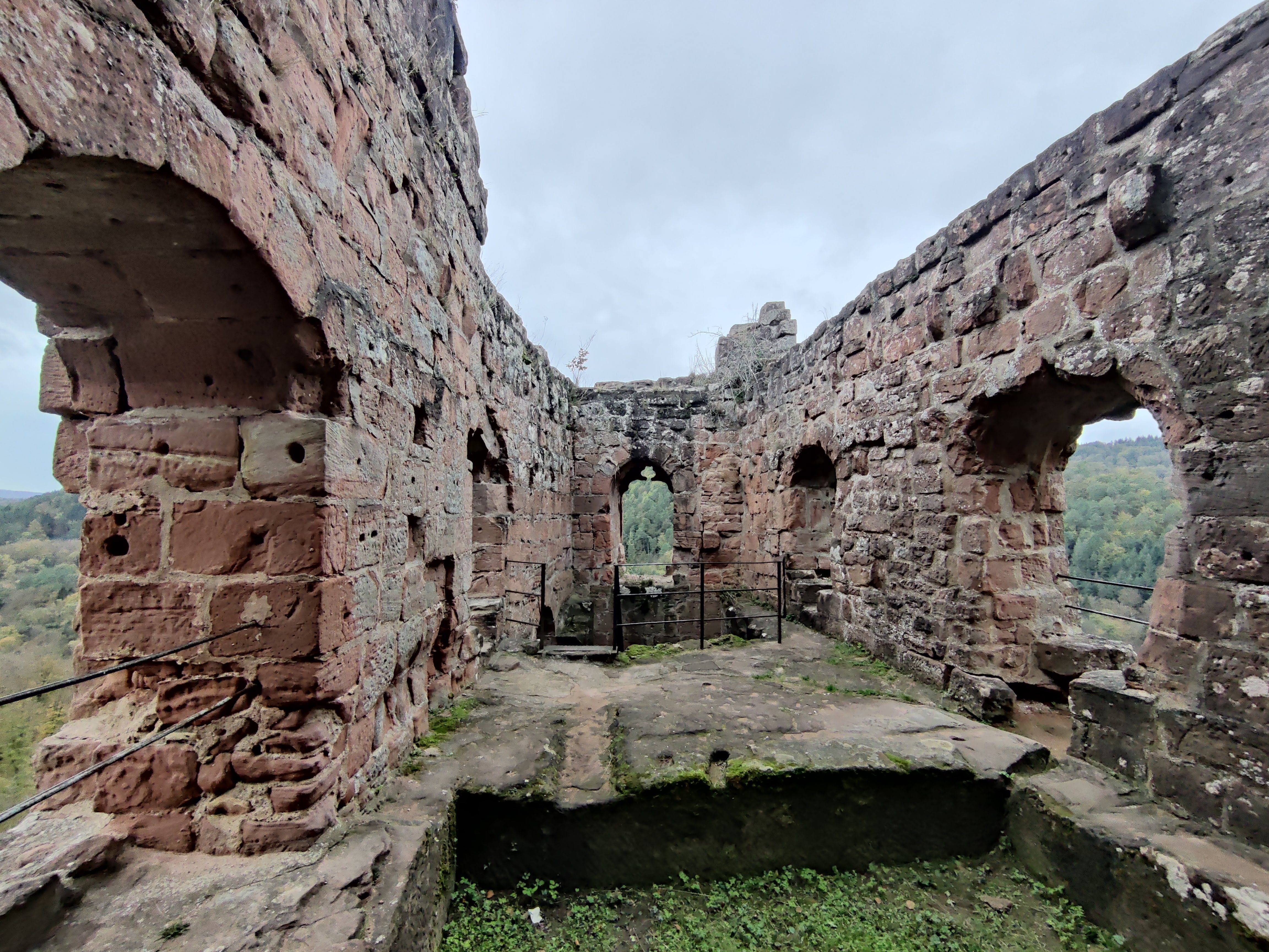 Photo n° 14 de l'avis de Pfalz.o fait le 07/11/2022 à 22:00