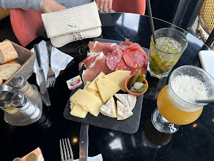 Photo n°38 de Brasserie Cosmo à Paris ()