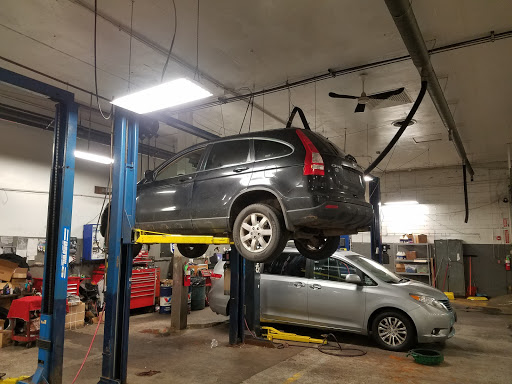 Toyota Dealer «Sloane Toyota of Glenside», reviews and photos, 503 N Easton Rd, Glenside, PA 19038, USA