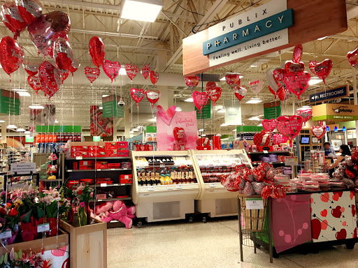 Supermarket «Publix Super Market at Doral Isle», reviews and photos, 10755 NW 58th St, Doral, FL 33178, USA