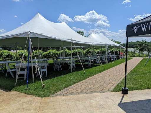 Winery «Winehaven Winery», reviews and photos, 10020 Deer Garden Ln, Chisago City, MN 55013, USA