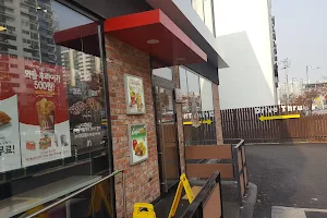 McDonald's Anyang Bisan DT image