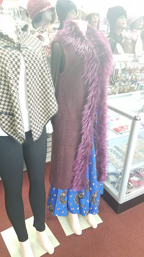 Cosmetics Store «Lee Beauty Supply», reviews and photos, 16724 15 Mile Rd, Fraser, MI 48026, USA